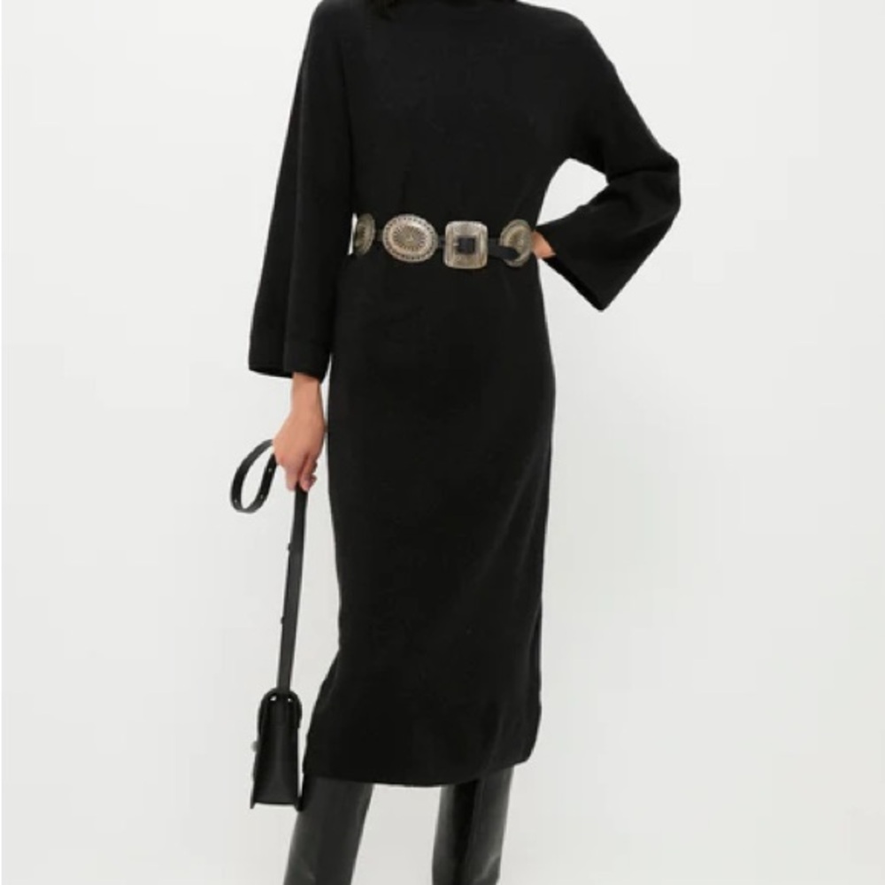 POMANDER PLACE Noir Vivianne Midi Dress